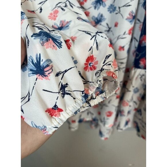 DR2 Top M Blue Floral Boho Western Patchwork Coastal Hippie Peasant Neutral - Picture 3 of 13